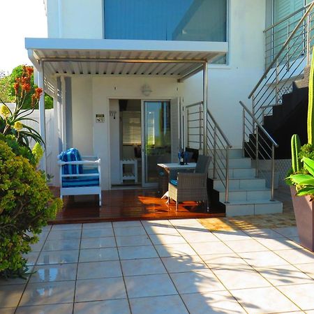On The Beach Apartments Yzerfontein Kültér fotó